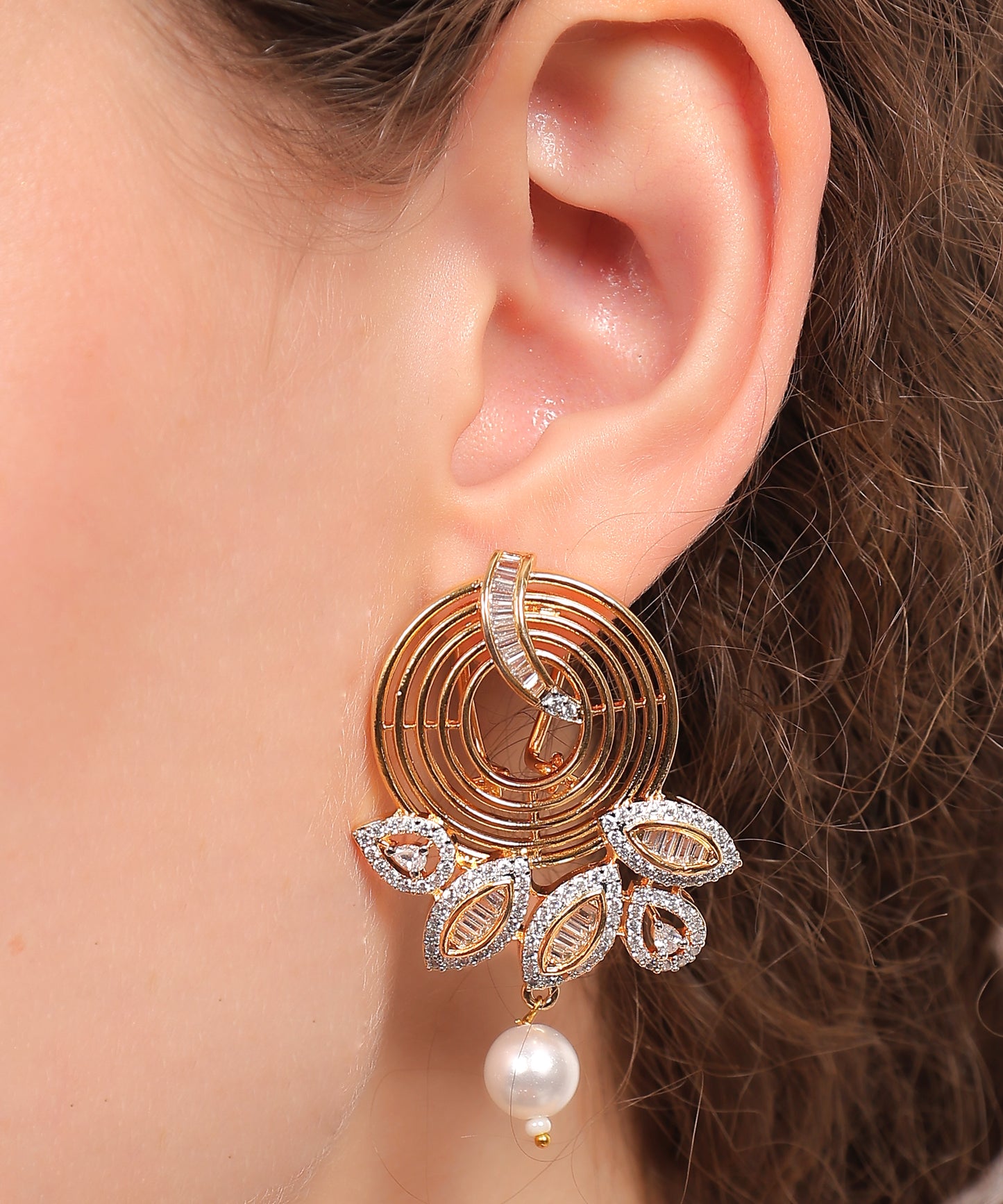 Regal Pendant Set with Pearl Drops