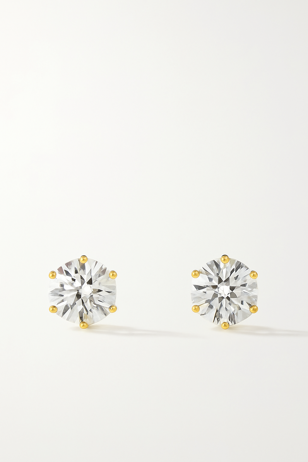 Classice solitaire 6 prong Studs