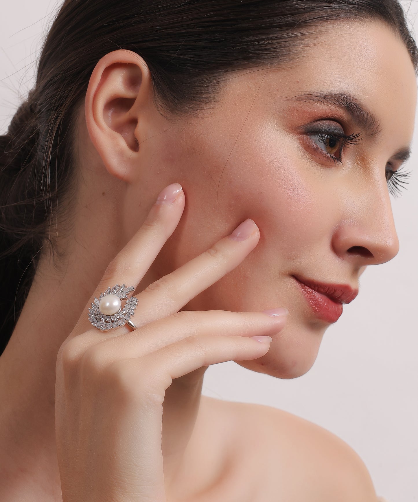 925 Silver Pearl serene garland ring