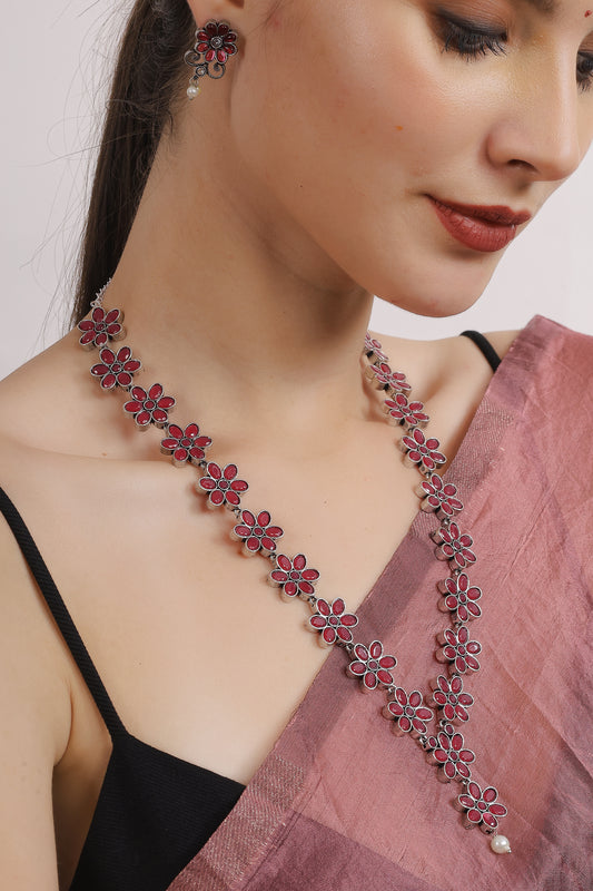 Ruby Daisy Necklace Set