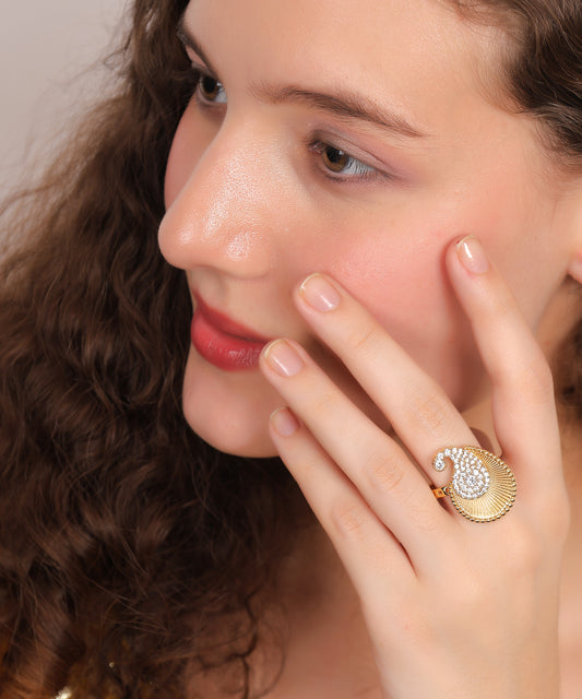 Golden Paisley Sparkle Ring