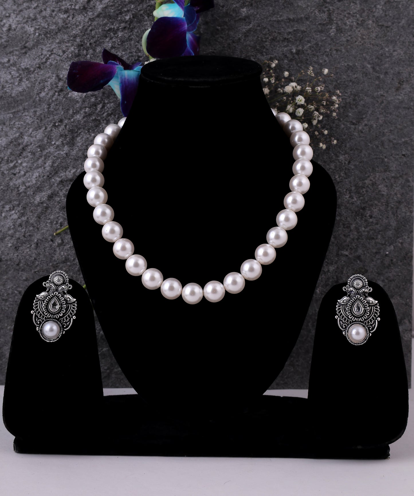 Kalliski Ivory Elegance