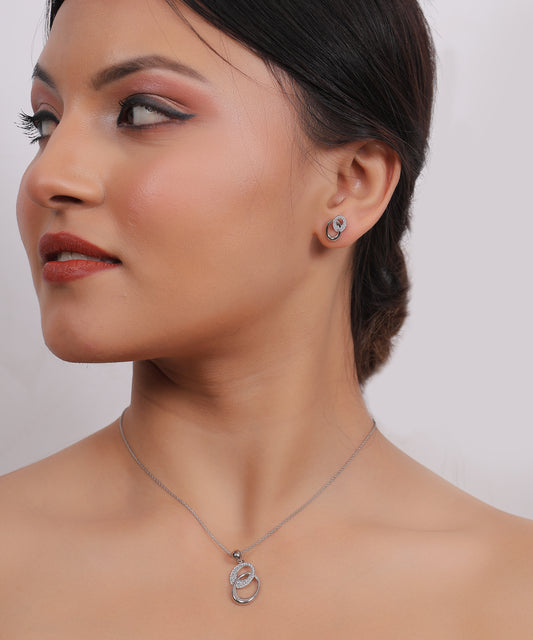 Radiant Interwoven Pendant Set