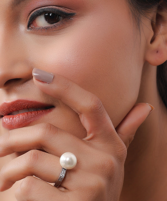 Classic Pearl Solitaire Ring