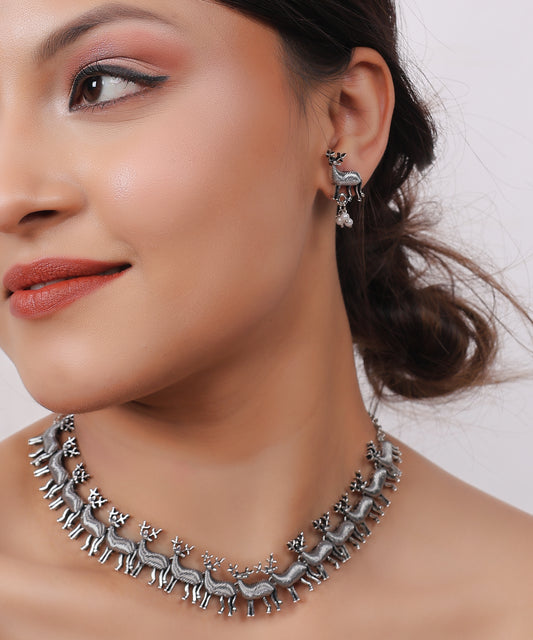 Regal Reindeer Choker