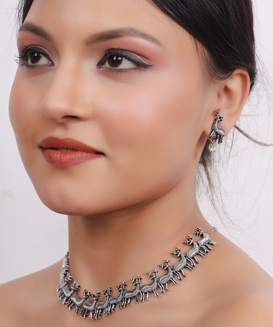 Regal Reindeer Choker