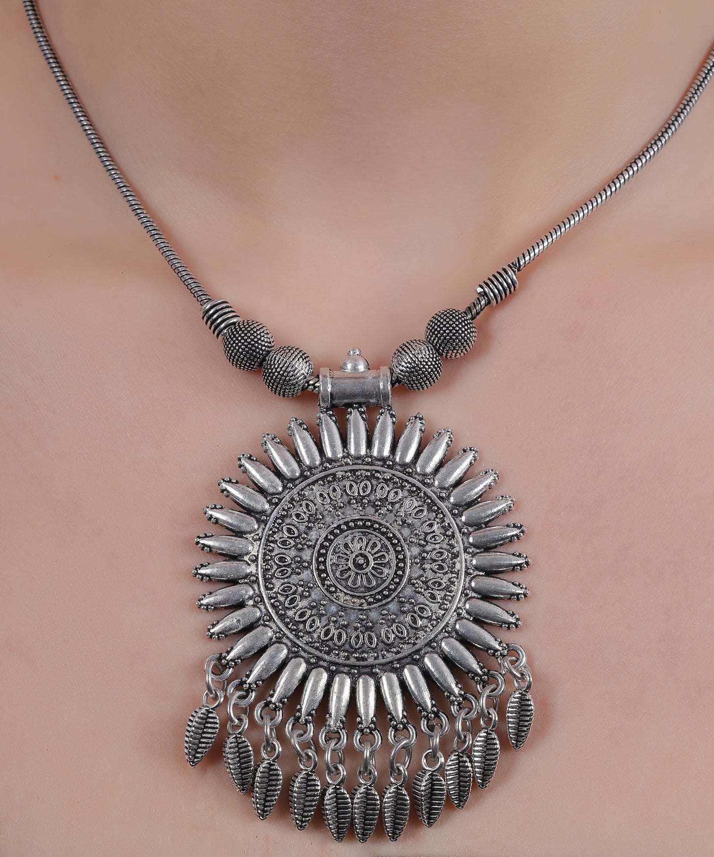 Oxidized Sunflare Necklace