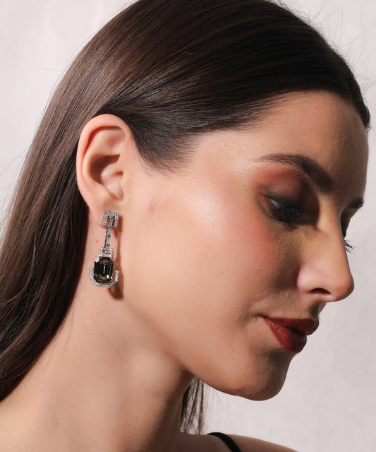 Noir Majesty Drop Earrings