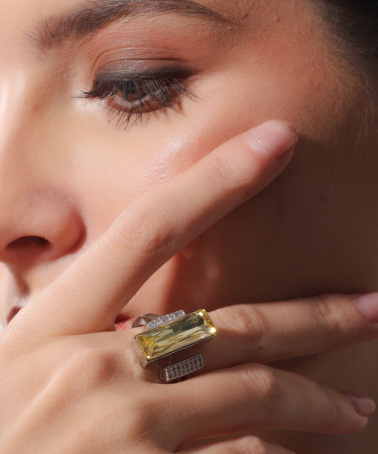 Rectangular Citrine Ring