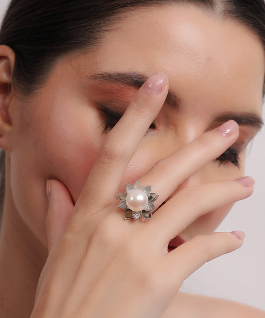 Lotus Harmony Ring