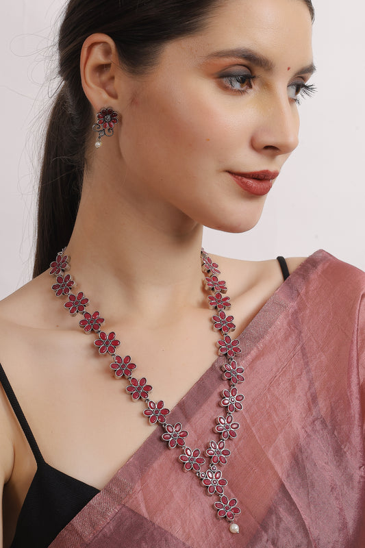 Ruby Daisy Necklace Set