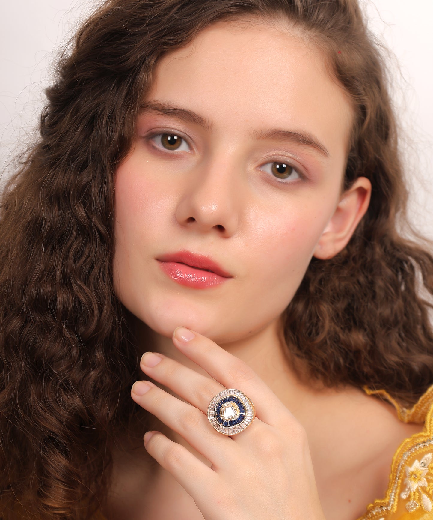 Emerald Radiance Kundan Ring