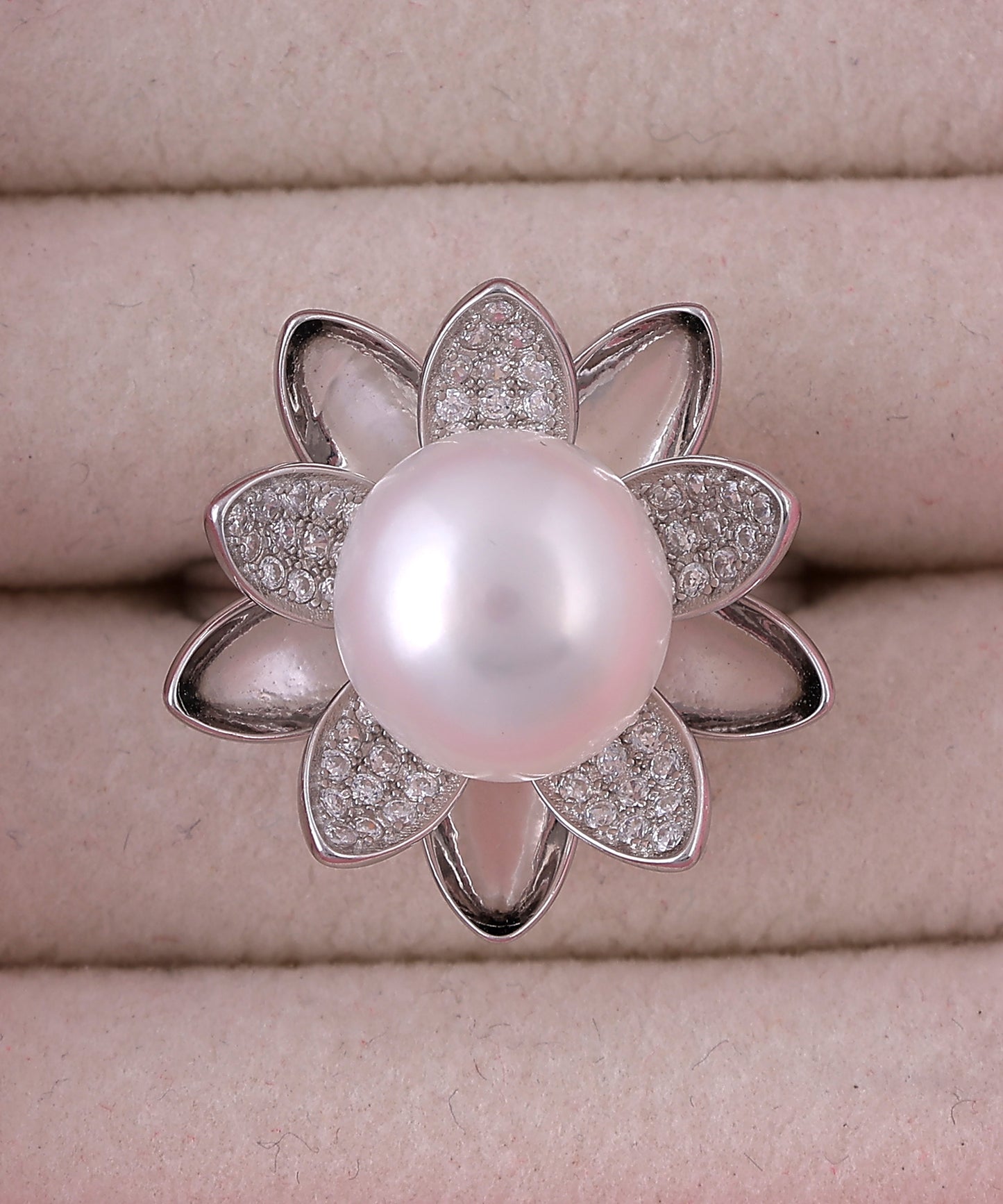 Lotus Harmony Ring