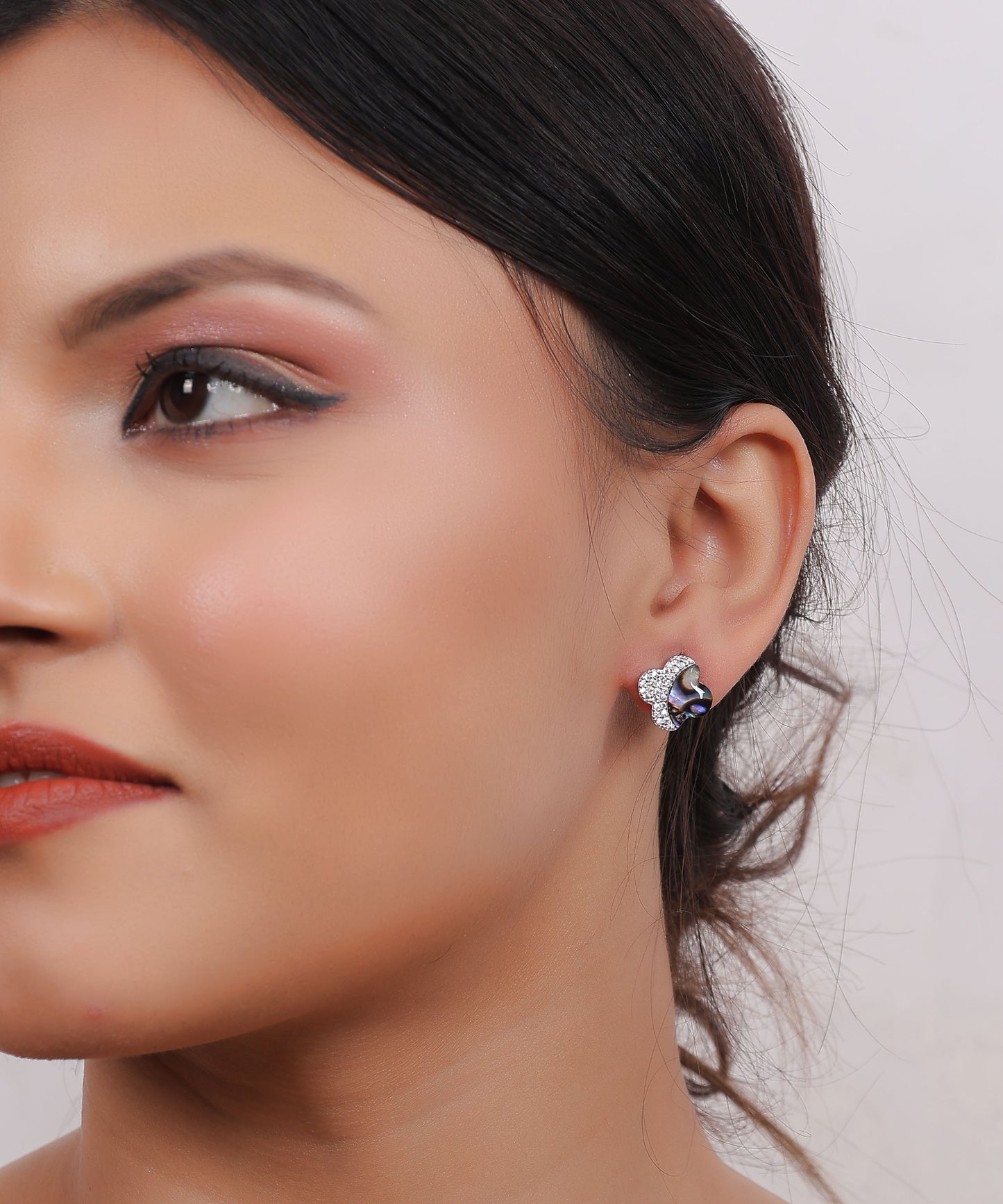 Shine Clover Earrings (MOP)
