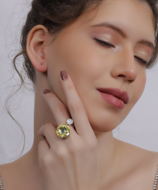 Sunlit Elegance ring