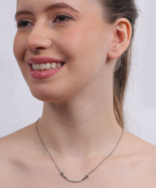 Serenity Curve Pendant