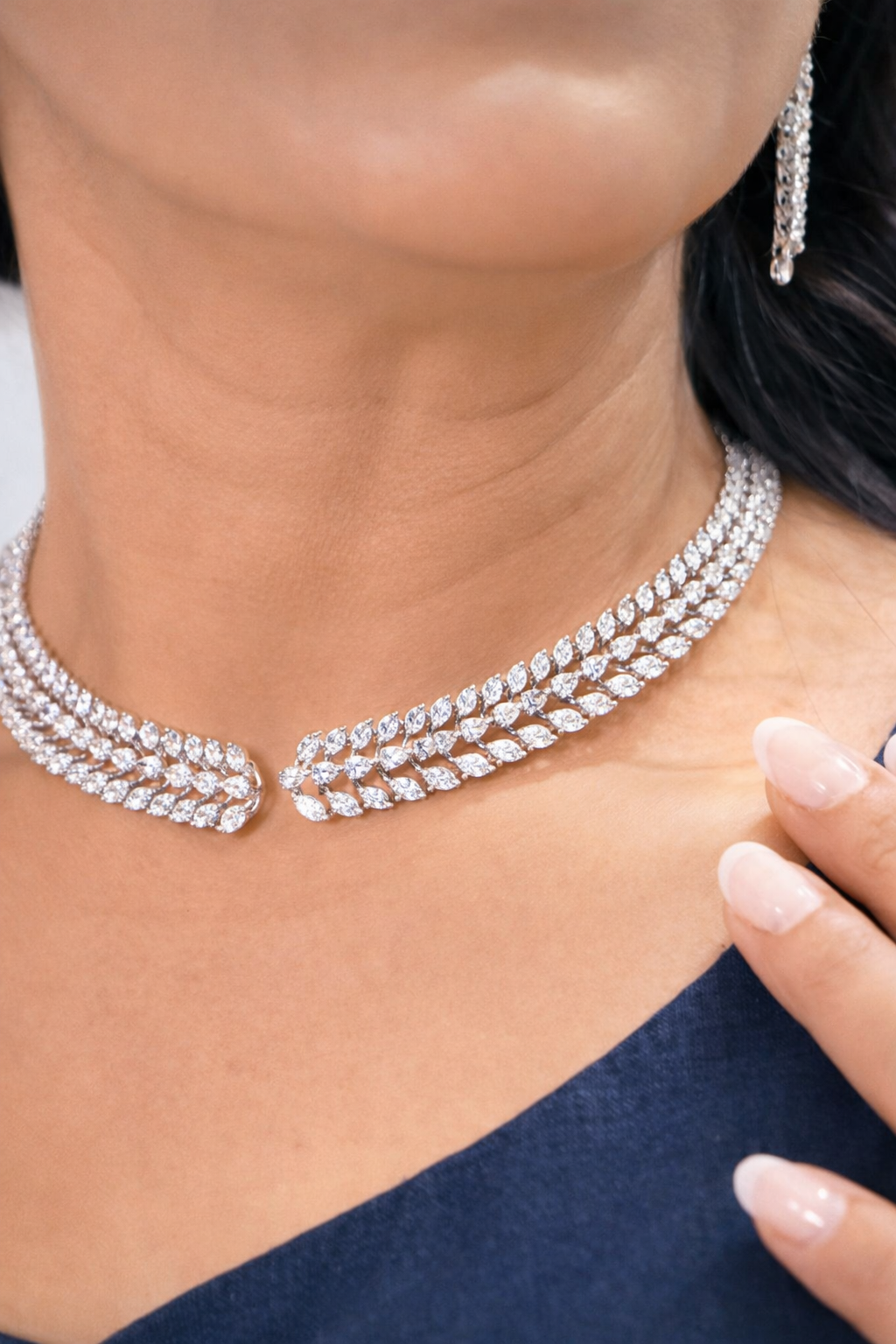 Eterna Leaf Diamond Choker Necklace