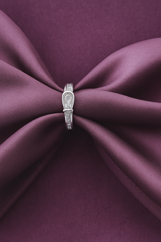 Regal Belt Ring