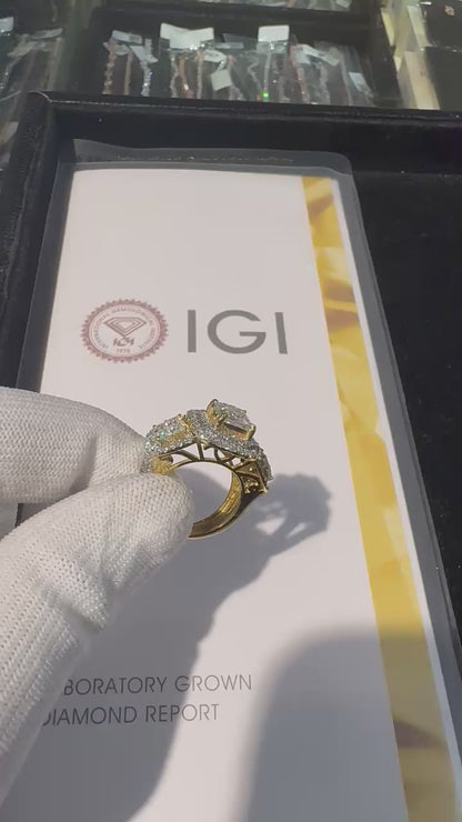 Regalia Halo Diamond Ring